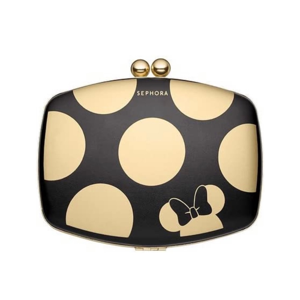 SEPHORA x DISNEY | Minnie's World in Color Eyeshadow Palette Review - Picture 2 of 12